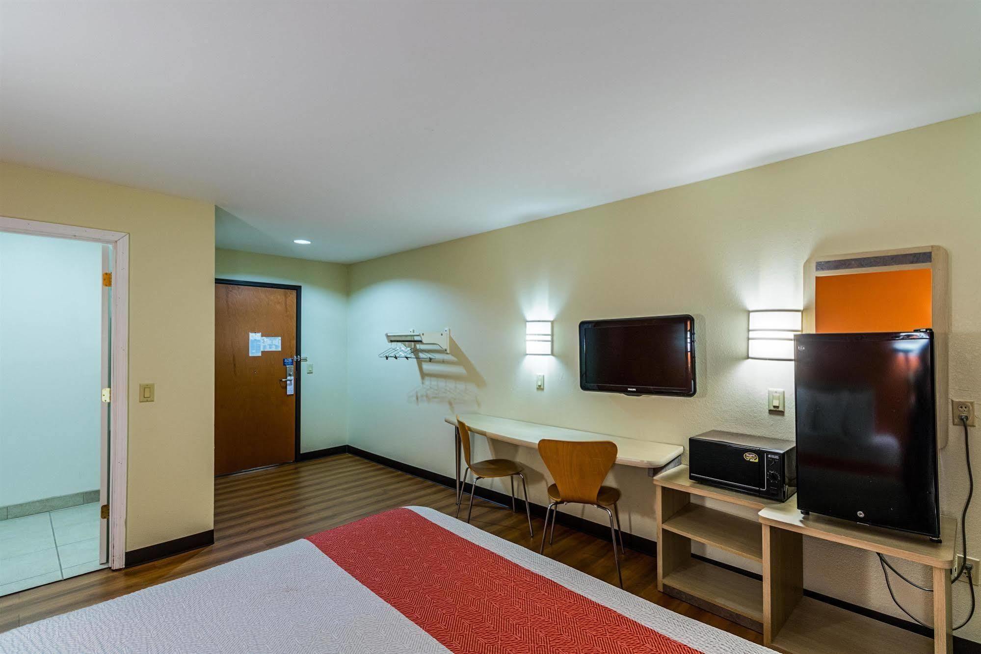 Motel 6-Urbana, Il Шампейн Экстерьер фото